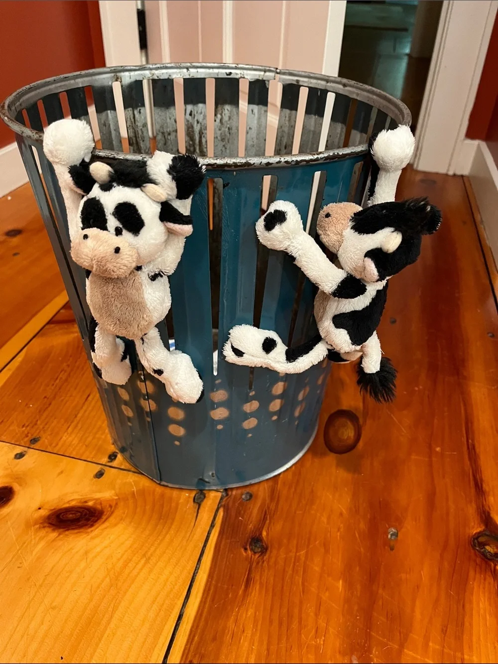 Set/2 GUND Magnetic Irma The Cow Stuffed Animals ~ Get Creative